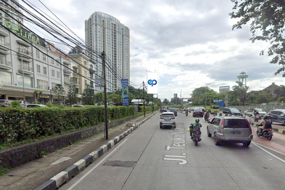 Jl. Sultan Iskandar Muda (Sebrang Binus), Jakarta Selatan