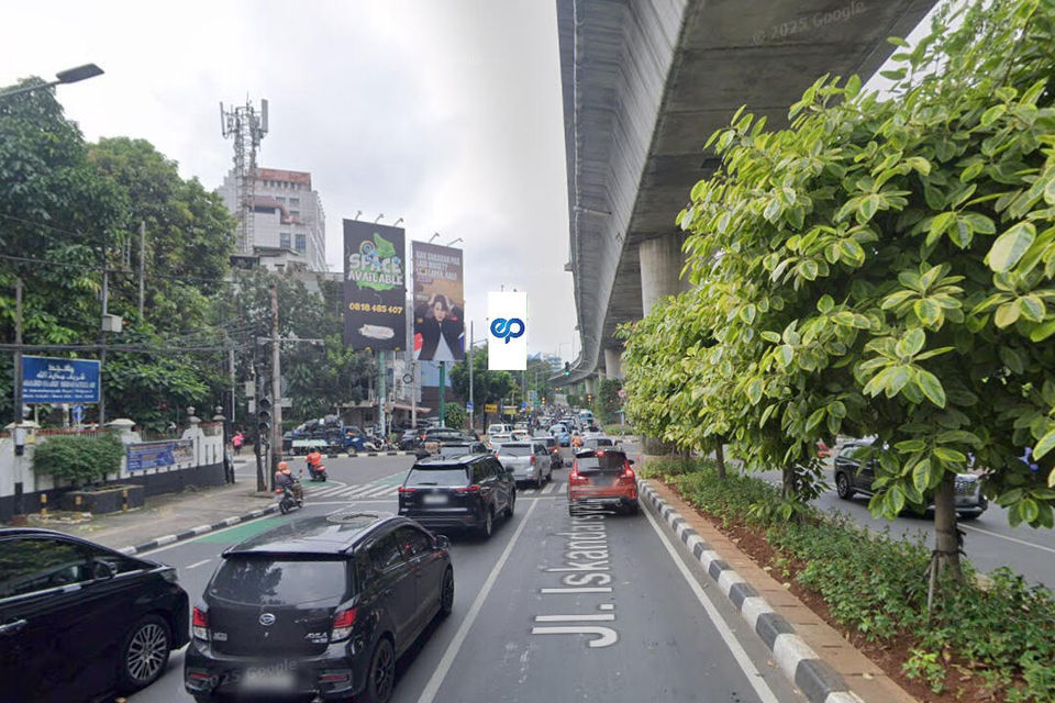 Billboard at Jl. Prapanca (Dekat Snapy), Jakarta Selatan