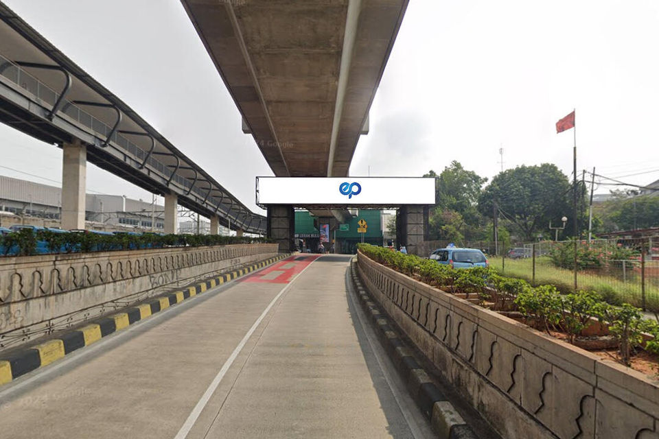 Jl. Lebak Bulus Raya (LED LEBAK BULUS STATION STAND ALONE SET 2), Jakarta Selatan