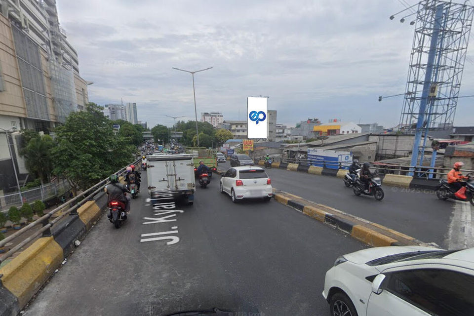 Billboard at Jl. KH. Hasyim Ashari (Depan Flyover ITC Roxy Mas), Jakarta Pusat