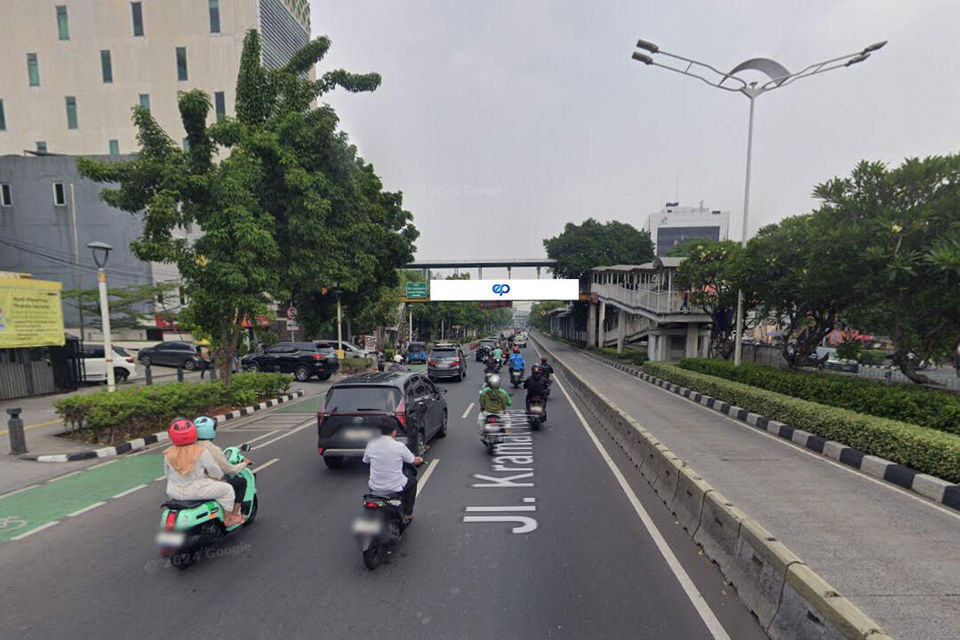 Billboard at JPO Kramat Sentiong Jl. Kramat Raya, Jakarta Pusat