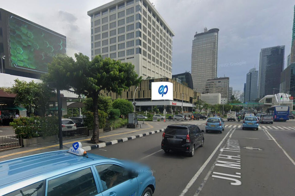 Videotron at Jl. M.H. Thamrin (Gedung Sarinah), Jakarta Pusat
