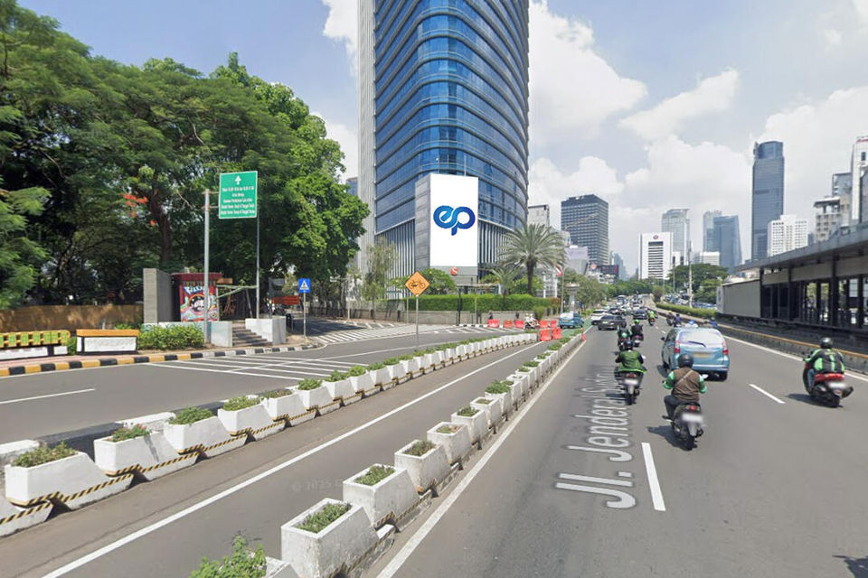 Videotron at Jl. MH. Thamrin No. 81 (The City Tower), Jakarta Pusat