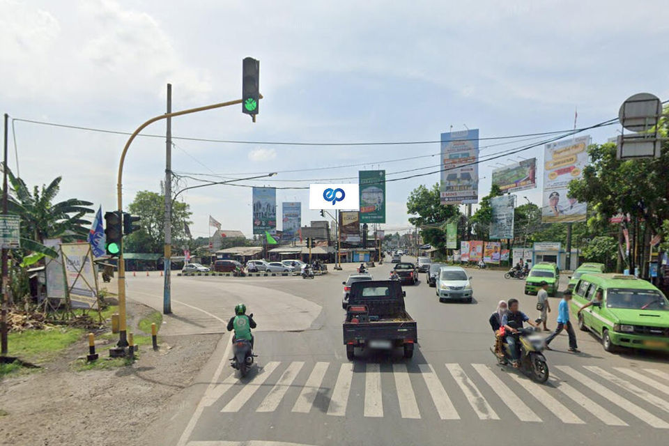 Billboard at Jl. Raya Serpong (Perempatan Muncul), Tangerang Selatan