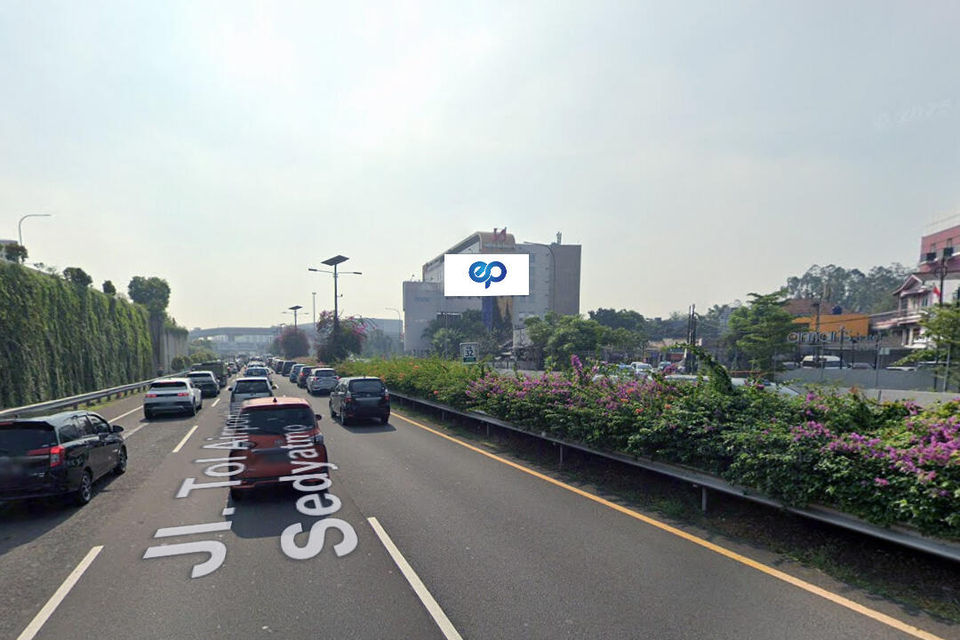 Billboard at Sedyatmo Toll Road KM 32+500 AY, Tangerang