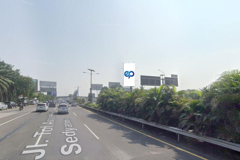 Billboard at Tol Sediyatmo KM 32 + 800 B( Seberang Hotel Ibis), Tangerang