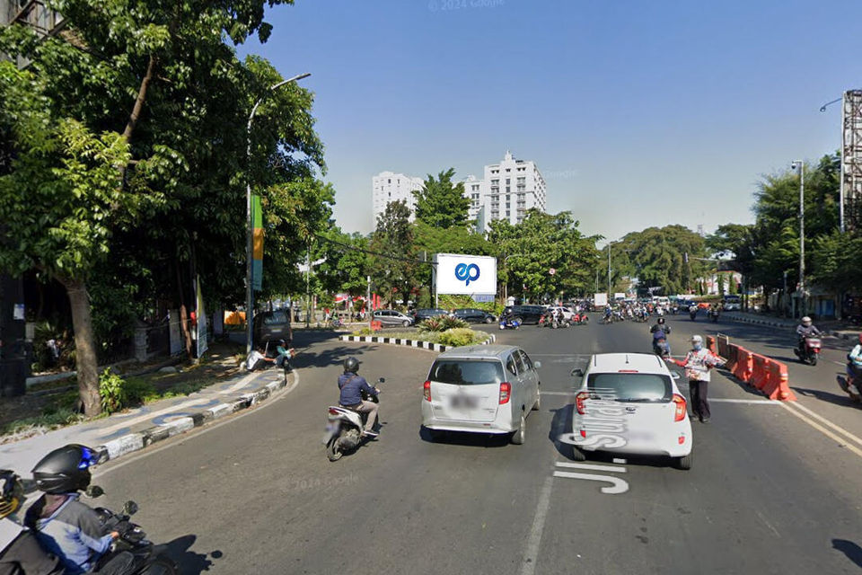 Videotron at Jl. Surapati (Lapangan Gasibu), Bandung
