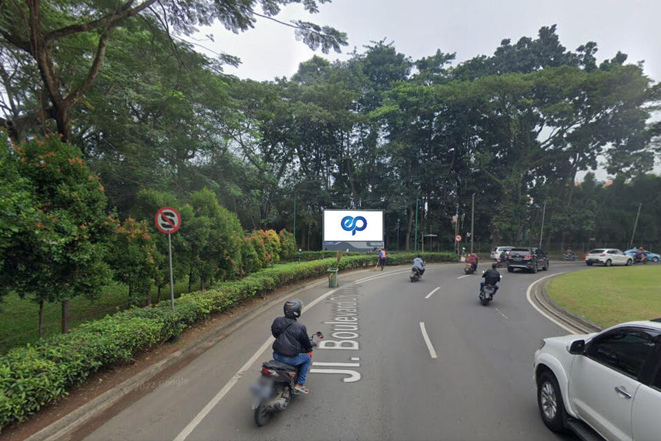 Videotron at Lippo Village Karawaci (LED C), Tangerang