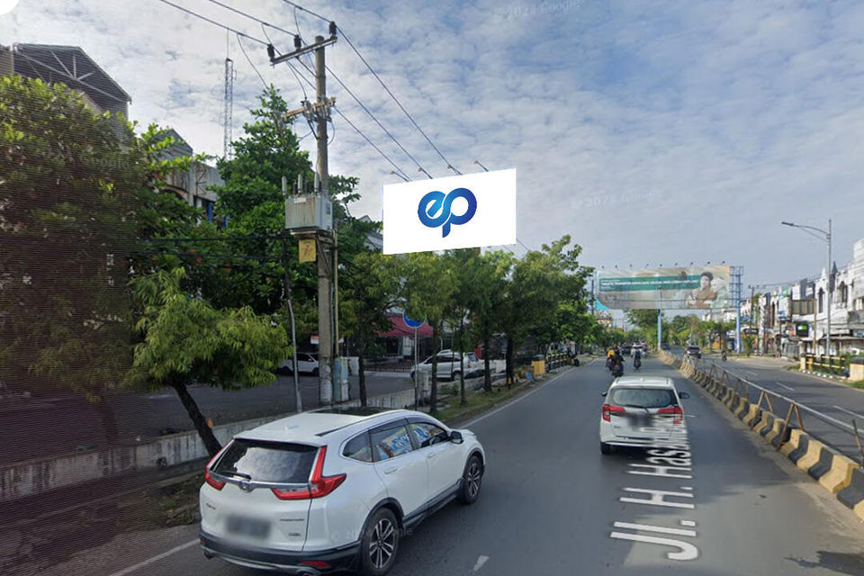 Billboard at Jl. Brigjend H. Hasan Basri (Bundaran Kayu Tangi), Banjarmasin