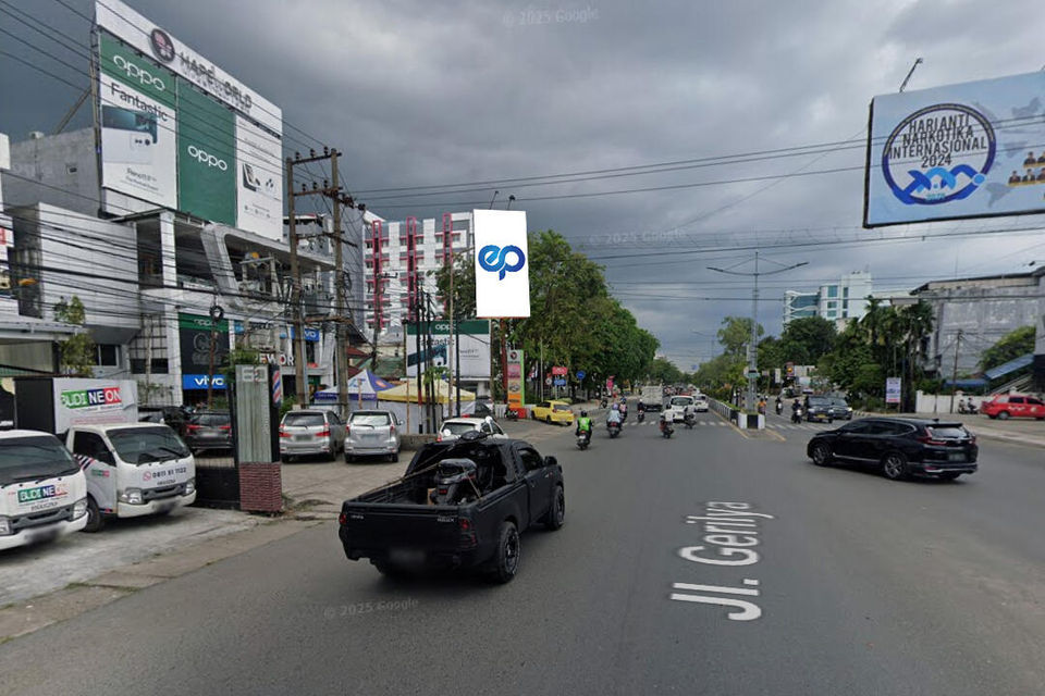 Billboard at Jl. A. Yani KM. 1.5 (Depan Hape World), Banjarmasin