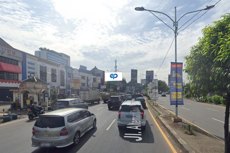 Billboard at Jl. Transyogi Plasa Cibubur, Bekasi