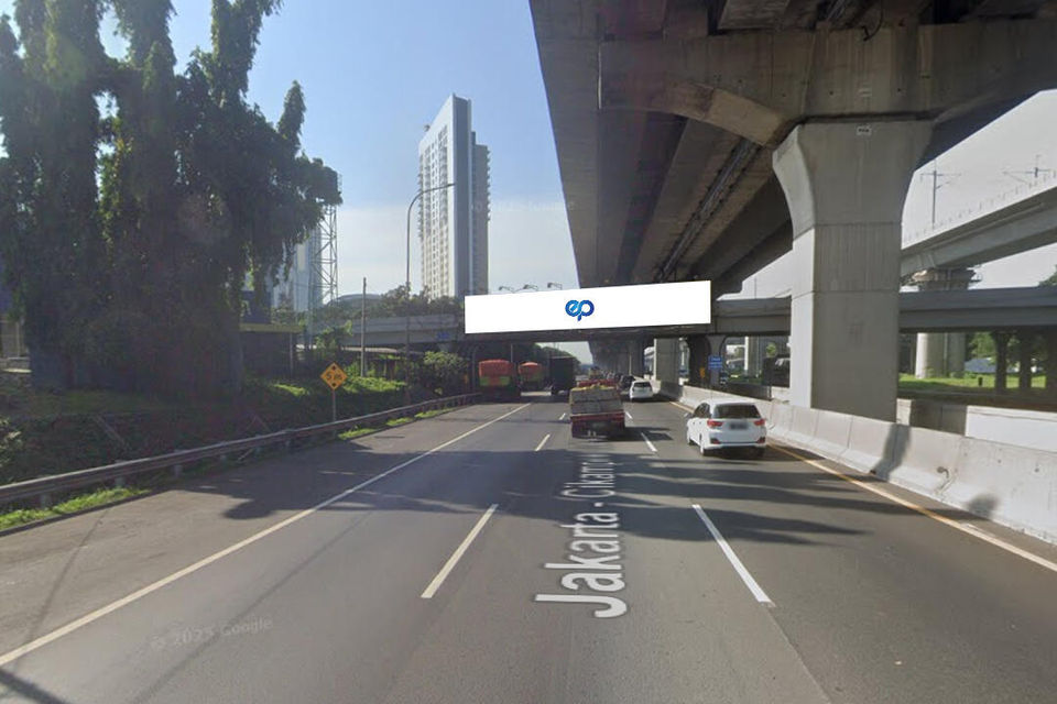 Billboard at Tol Jakarta Cikampek KM 31+00A, Bekasi