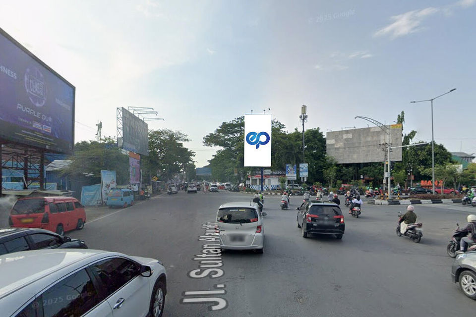 Billboard at Pertigaan JL. Pettarani - JL. Alauddin, Makassar