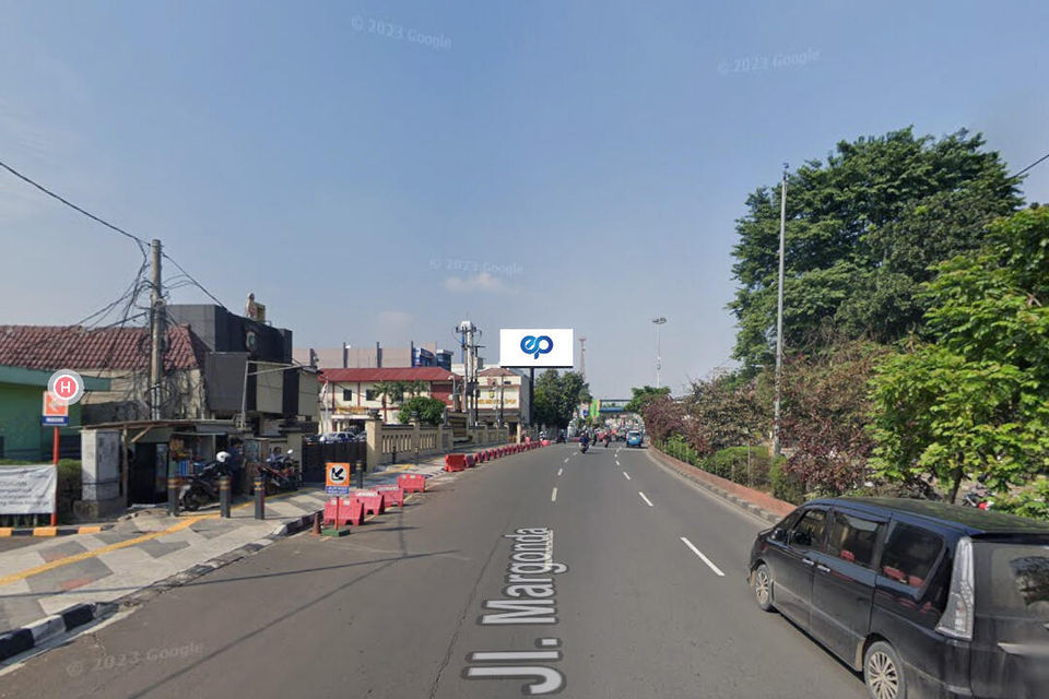 Billboard at Jl. Margonda Raya (Polres Metro Depok), Depok