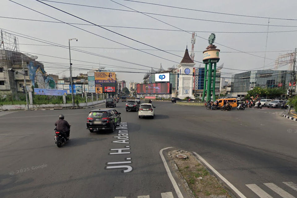 Videotron at JL. Gatot Subroto, Medan (Golden Trade Center), Medan