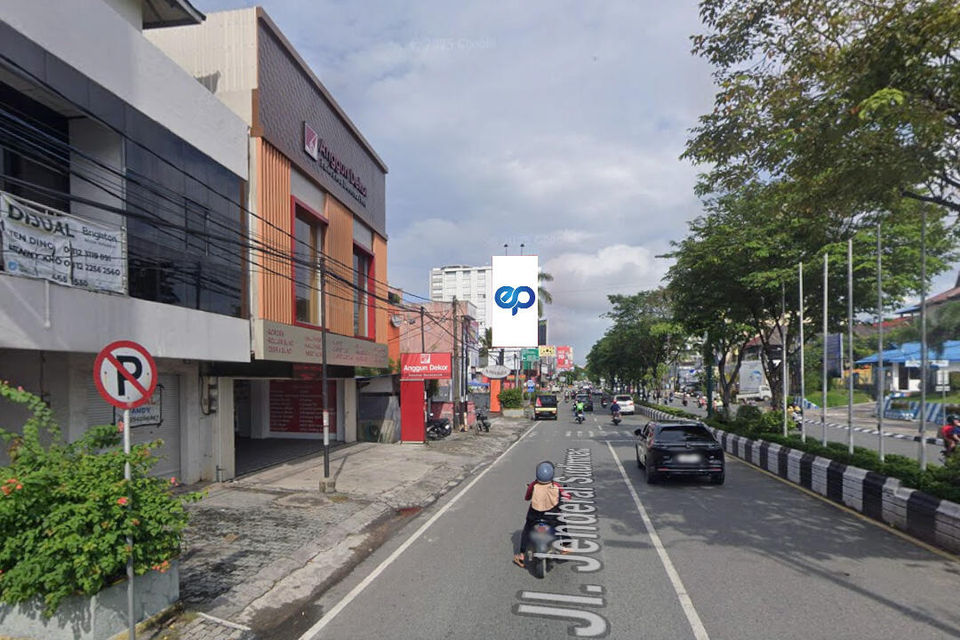 Billboard at JL. Jend. Sudirman (RM. Shanghai), Balikpapan