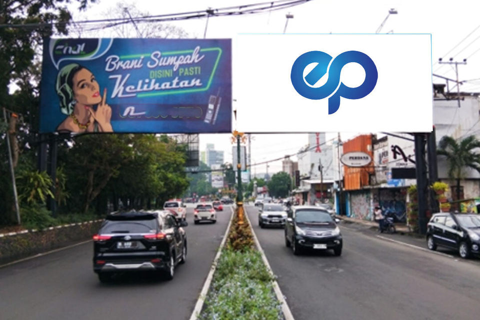 Billboard at JL. Jaksa Agung Suprapto, Malang