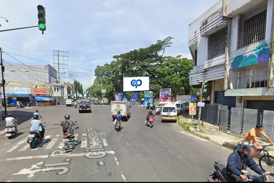 Billboard at JL. Oto Iskandar Dinata (Alun-alun), Tasikmalaya