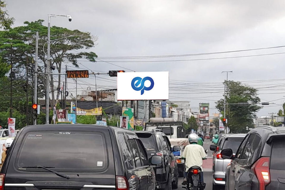 Videotron at JL. Gatot Subroto Simp JI. Iskandar Muda ( dekat Plaza Medan Fair ), Medan