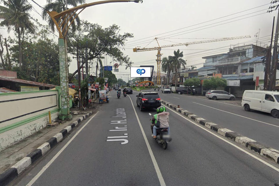 Videotron at JL. Juanda Simp. JI. samanhudi (Tugu Juanda), Medan