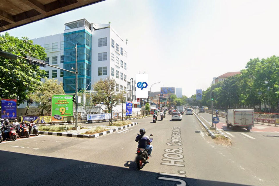 Billboard at JL. Pasirkaliki no. 199, Bandung