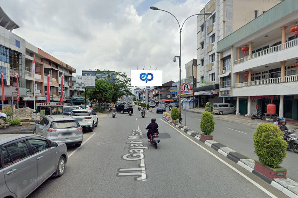 Billboard at Median JL. Gajah Mada Depan JL. Setia Budi, Pontianak