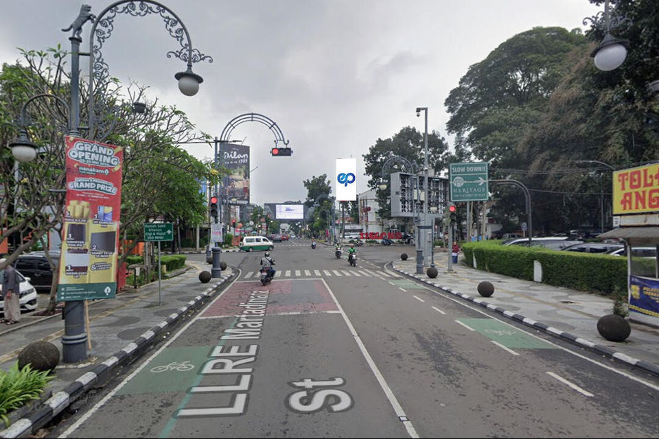 Billboard at JL. RE. Martadinata (Riau - FO Summit), Bandung