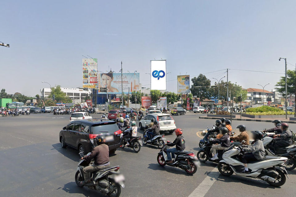 Billboard at Perempatan JL. Soekarno Hatta Samsat, Bandung
