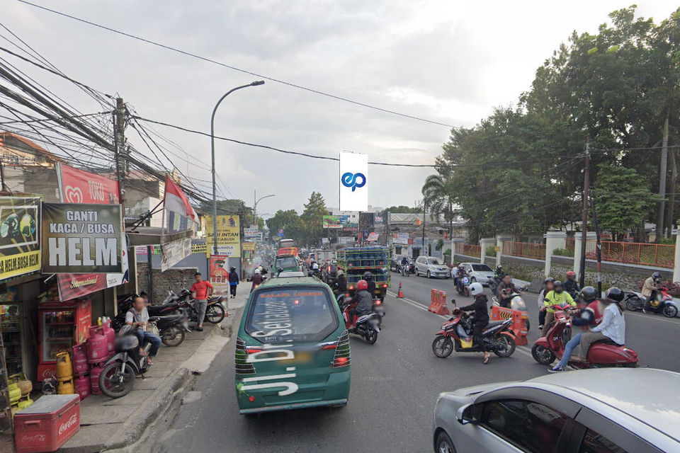 Billboard at JL. Setiabudi Geger Kalong (Samping Kampus UPI), Bandung