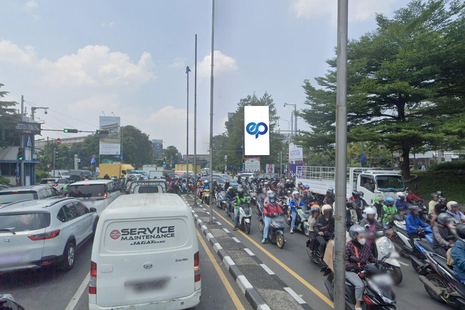 Billboard at Jl. Dr. Djunjunan, Bandung