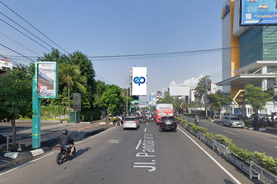 JI. Pandanaran (Seberang Bank Mega Pandanaran), Semarang