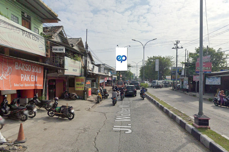 Billboard at JI. Wolter Monginsidi Perempatan Pasar Genuk, Semarang