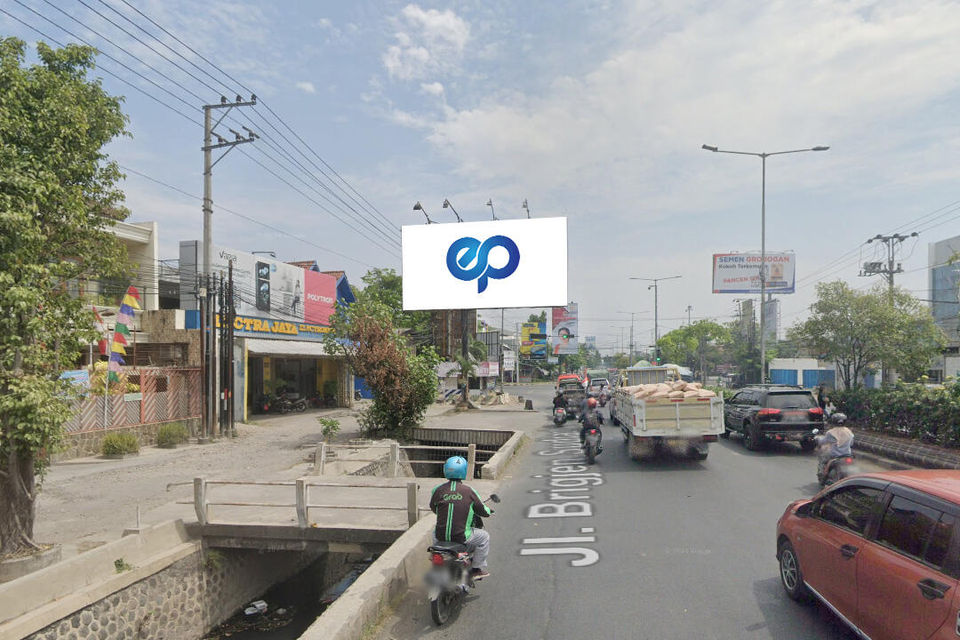 Billboard at JI. Majapahit Perempatan ADA Swalayan Fatmawati, Semarang