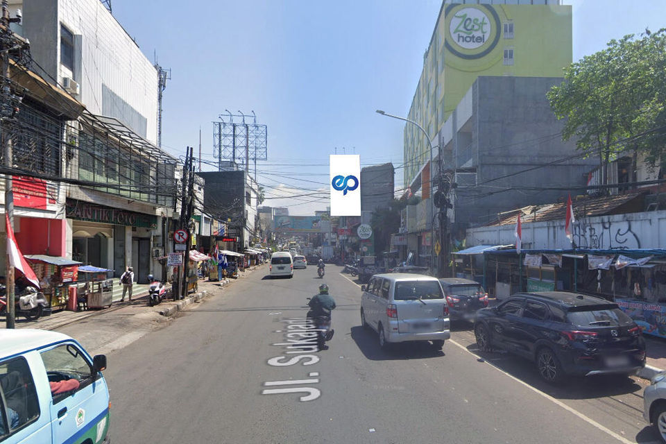 Jl. Sukajadi Oyen (Depan Zest Hotel), Bandung