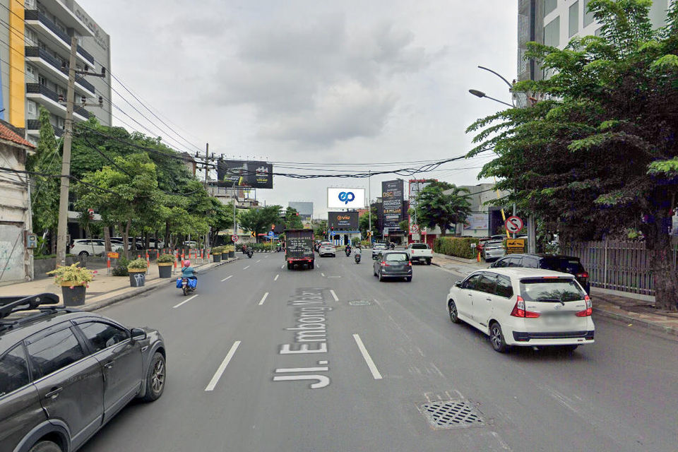 JI. Embong Malang (Dekat Empire Palace), Surabaya