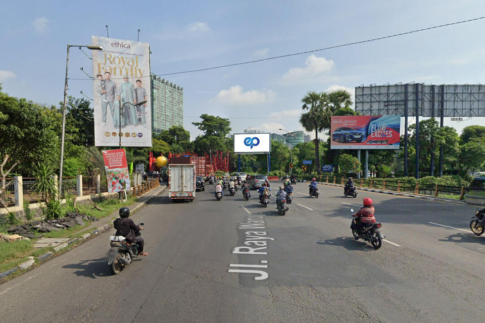 Waru Roundabout, Sidoarjo, Surabaya