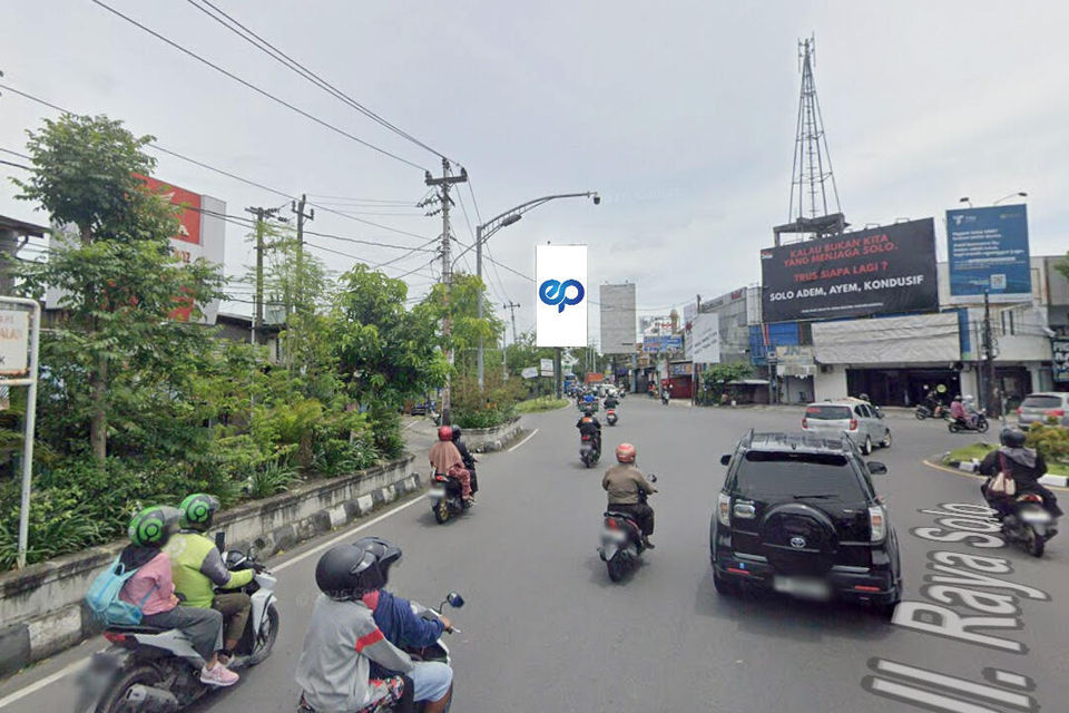 Billboard at JL. TENTARA PELAJAR (PEREMPATAN CEMBENGAN), SOLO