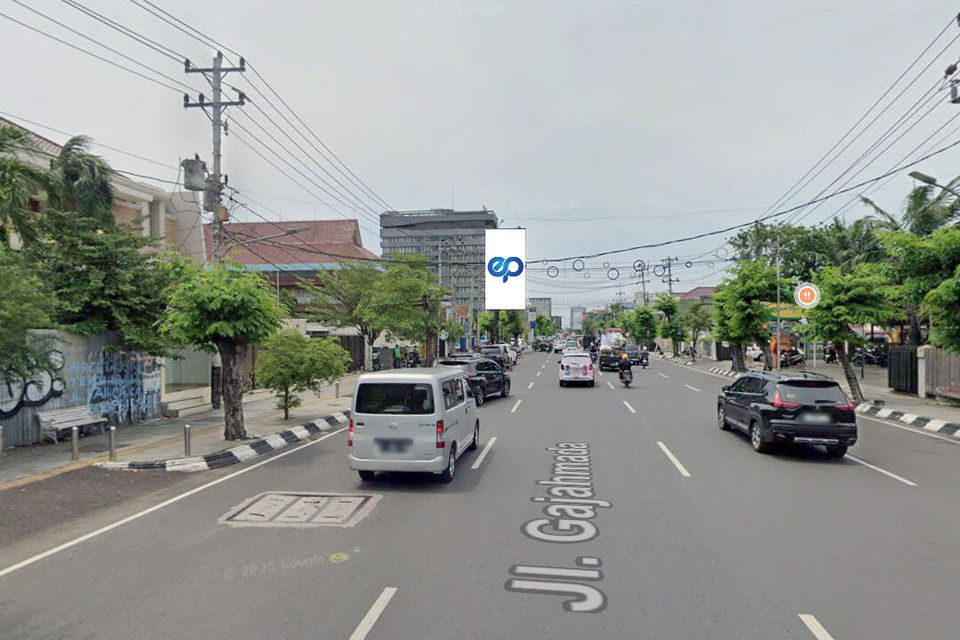 Billboard at Jl. Gajahmada Depan Starbucks Gajahmada, Semarang