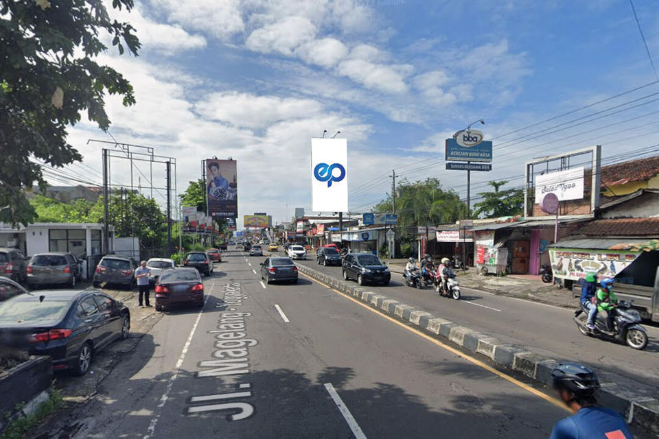 Billboard at Jl. Magelang perempatan Selokan (KM5), Yogyakarta