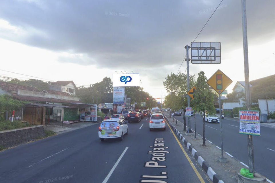 Billboard at Jl. Pajajaran Ring Road UPN, Yogyakarta