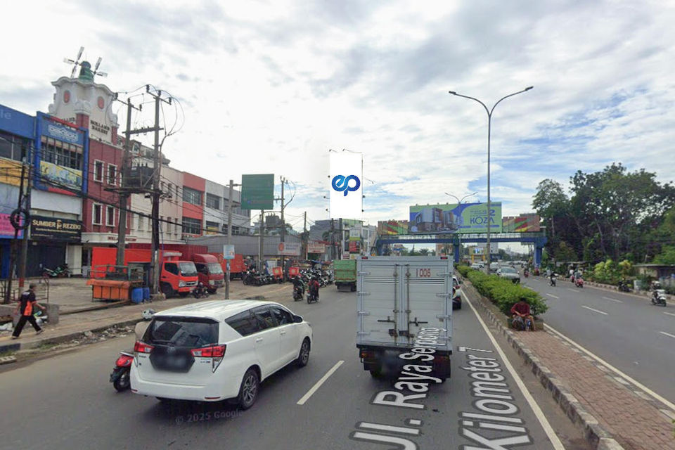 Billboard at Jl. Raya Serpong (Samping Holland Bakery), Tangerang Selatan