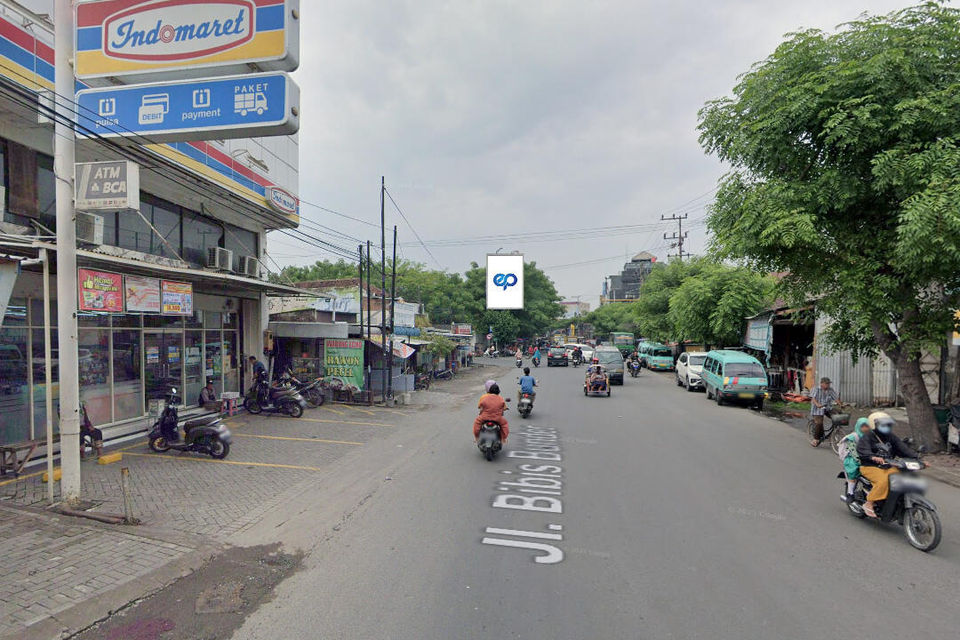 Billboard at Pertigaan Jl. Raya Krian - Jl. Setiabudi, Sidoarjo