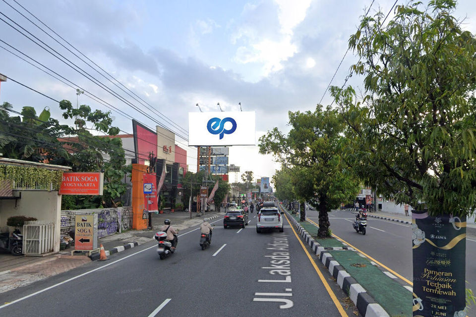 Billboard at JI. Laksda Adisucipto (Timur Plaza Amburrukmo), Yogyakarta