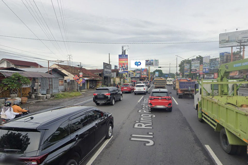 Billboard at Perempatan Ring Road Monjali - Jl. Padjajaran (sisi Barat Selatan Jalan), Yogyakarta