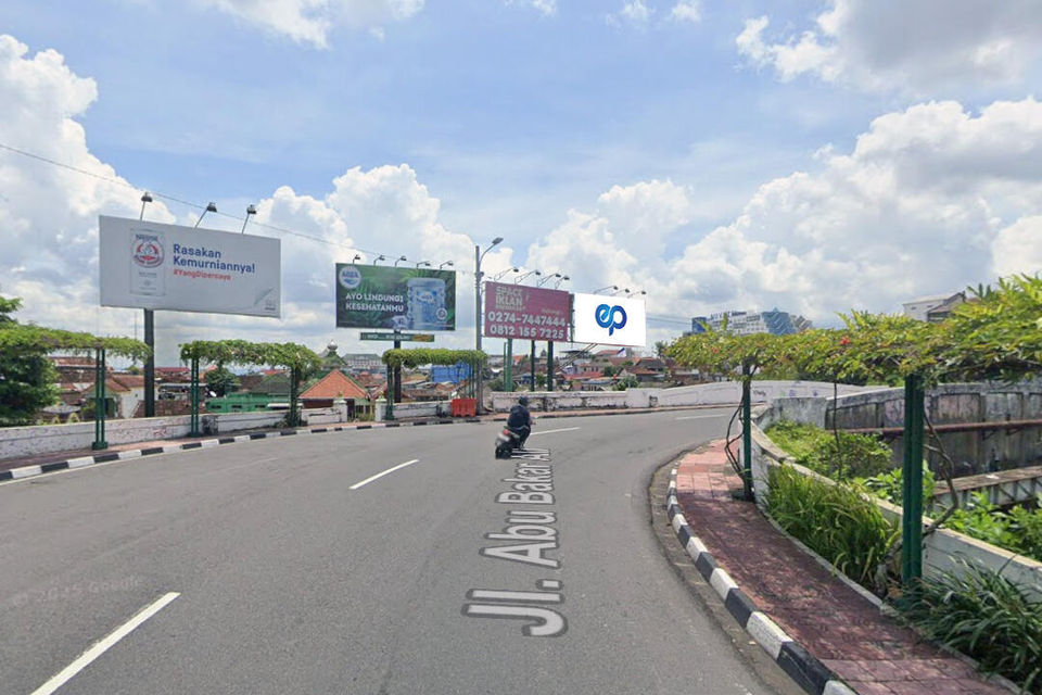 Billboard at JI. Abu Bakar Ali (Paling barat), Yogyakarta