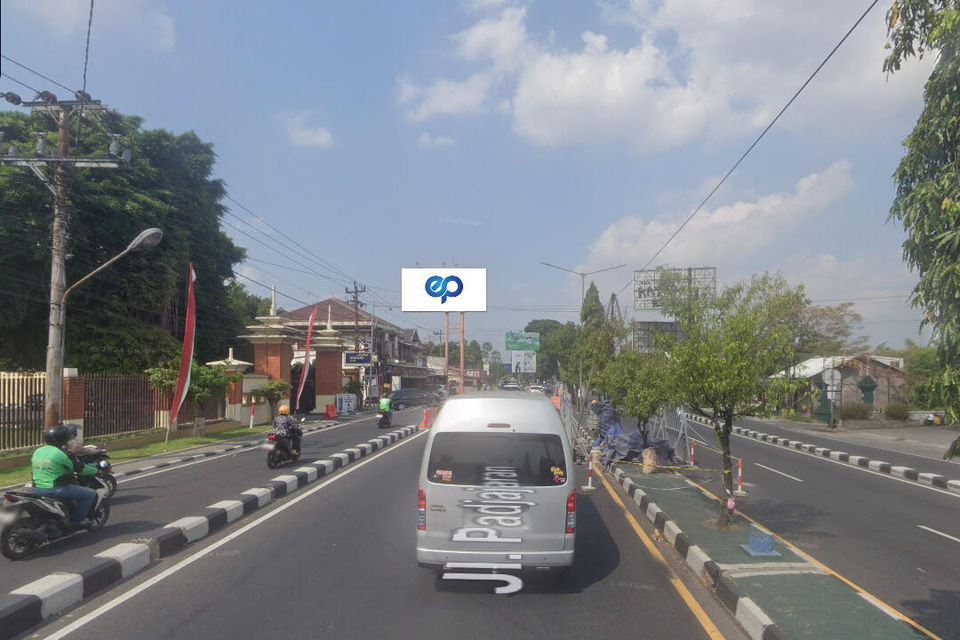 Billboard at Timur POLDA DIY, Barat RS JIH, Ring Road Utara, Yogyakarta