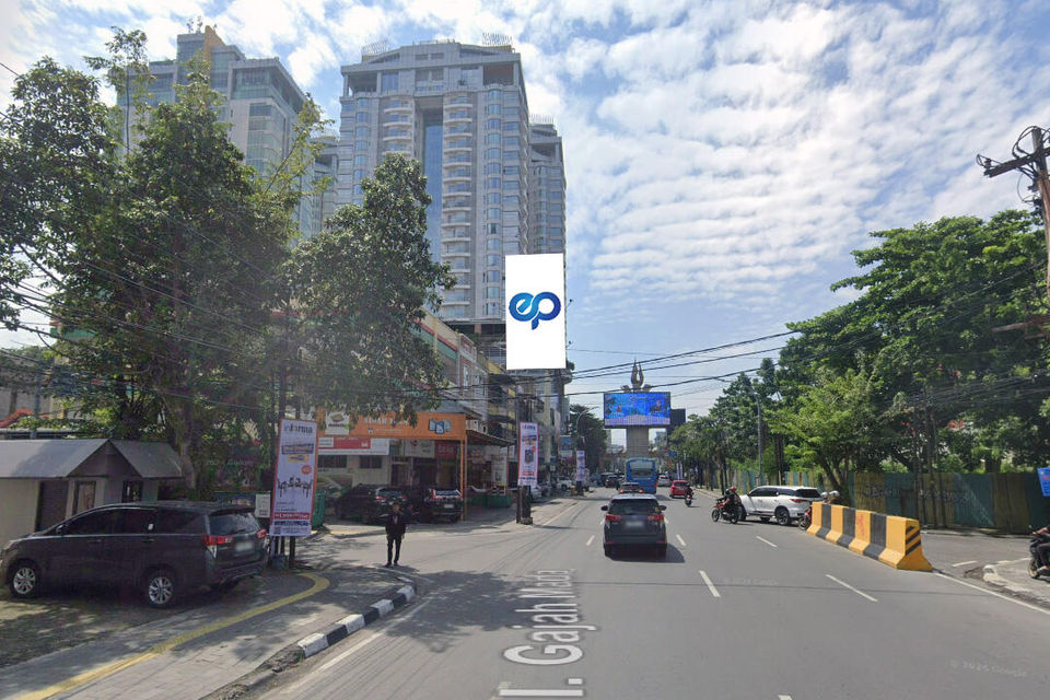 Billboard at JI. Gajah Mada (Simpang S. Parman), Medan
