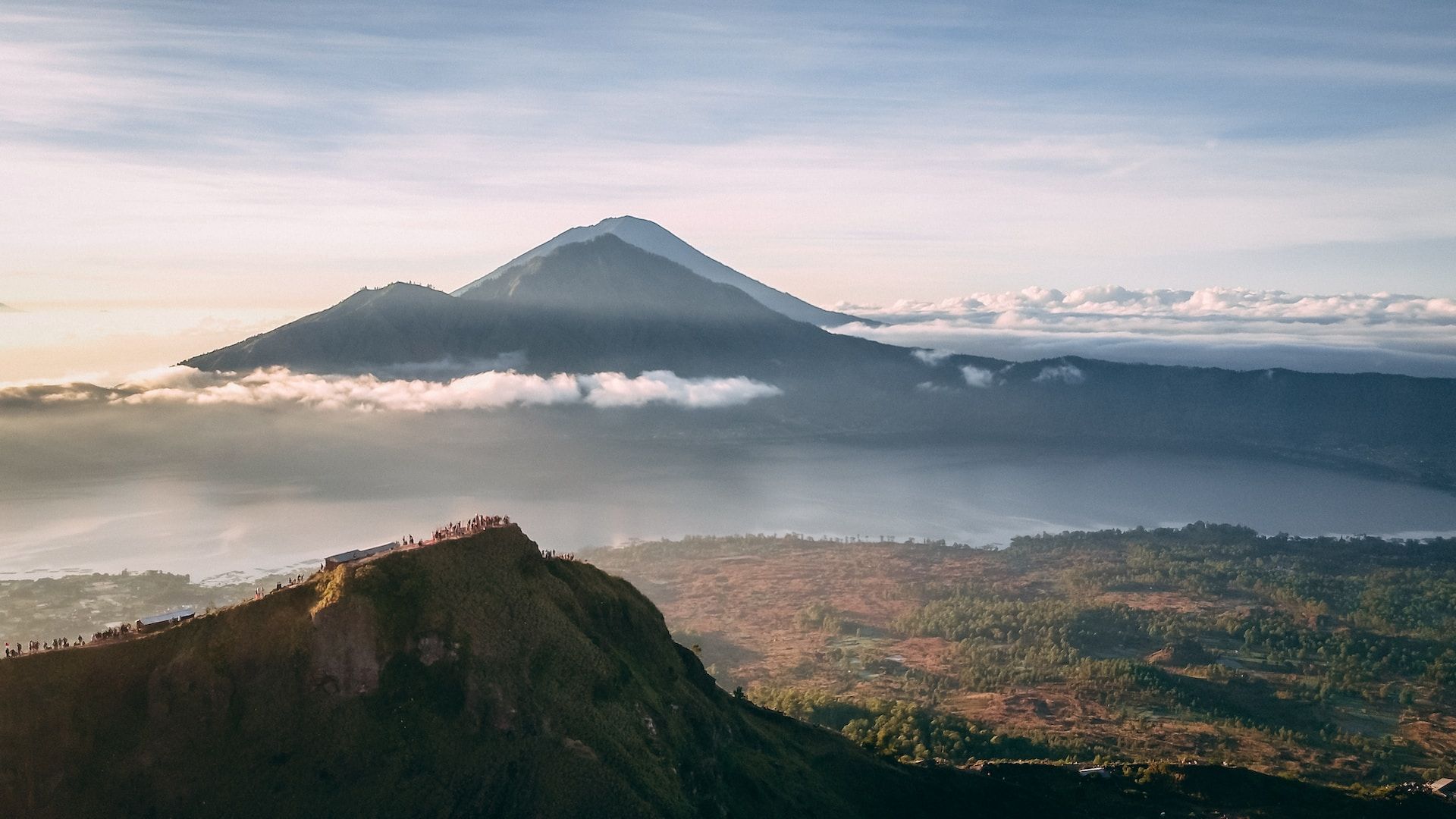 Paket Terjangkau untuk Mendaki Gunung Batur saat Matahari Terbit dengan Baliventur
