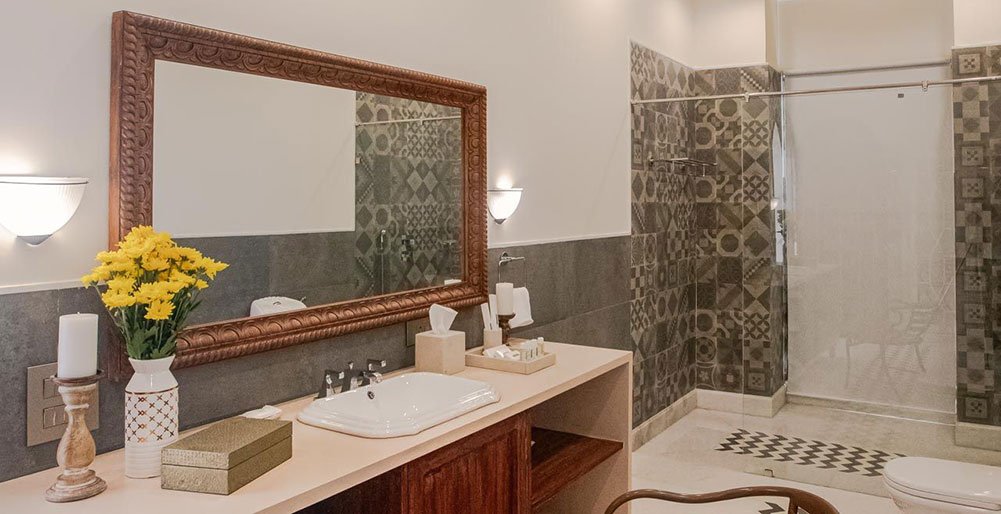 Sacri Borod Hill 9 - Ensuite bathroom<br />