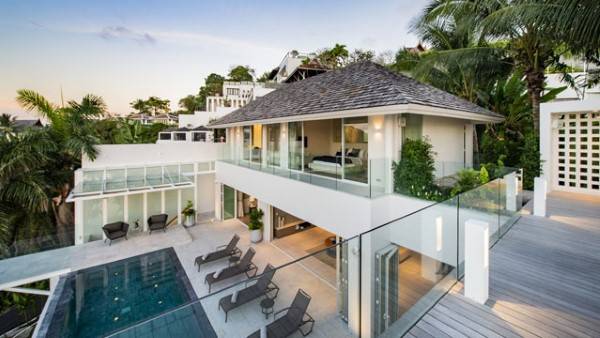 Villa Borimas in Surin,Phuket